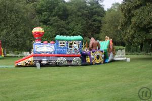 2-Hüpfburg Circus Train mit Regen-/Sonnendach