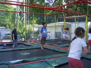 2-6er Trampolin für Kids und Jugendliche - DER Super Hüpf-Spaß - alles auf einem Tr...