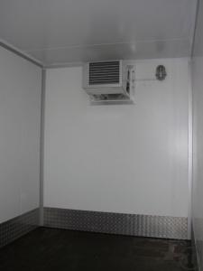 3-Kühlanhänger 43 / Cooltrailer 25 30 17 Frischdienstkühlanhänger mit Kühl...