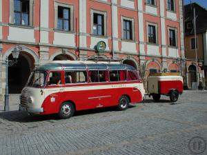 2-Oldtimerbus mieten? Oldtimerbusse mieten? Limousine Rolls Royce Silver Shadow mieten? Willkommen!