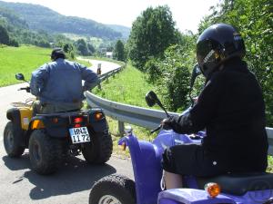 5-Geführte Quad Touren (4 Stunden) durch die schwäbische Toskana