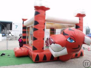 Hüpfburg Tiger