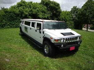 5-Hummer 2-Stretchlimousine in weiß der Rieße unter den Stretchlimousinen.!!!!!!!!