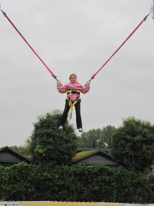 5-1er Bungee Trampolin mieten auf einem Anhänger, nicht bauabnahmepflichtig.