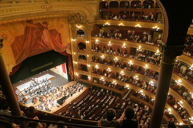 Konzert, Oper